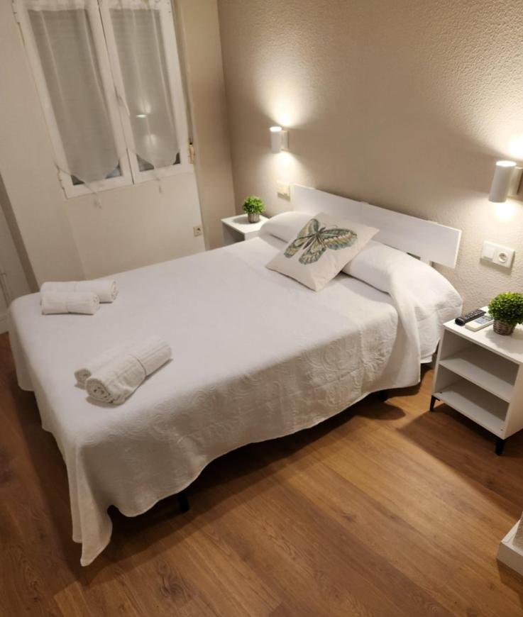 Hostal Casa Fran La Pueblanueva ภายนอก รูปภาพ