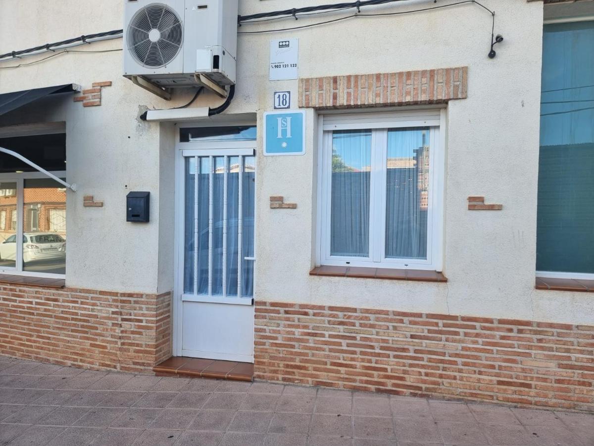 Hostal Casa Fran La Pueblanueva ภายนอก รูปภาพ