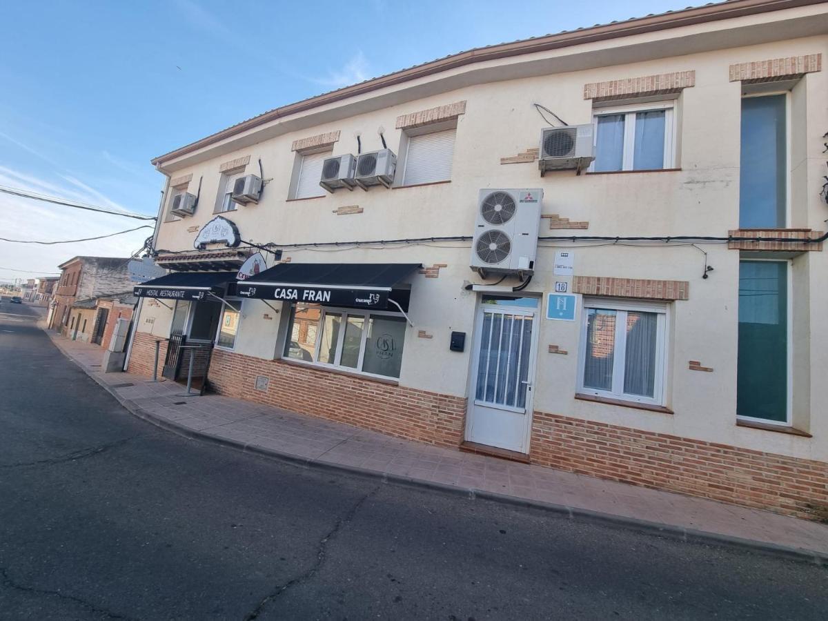 Hostal Casa Fran La Pueblanueva ภายนอก รูปภาพ
